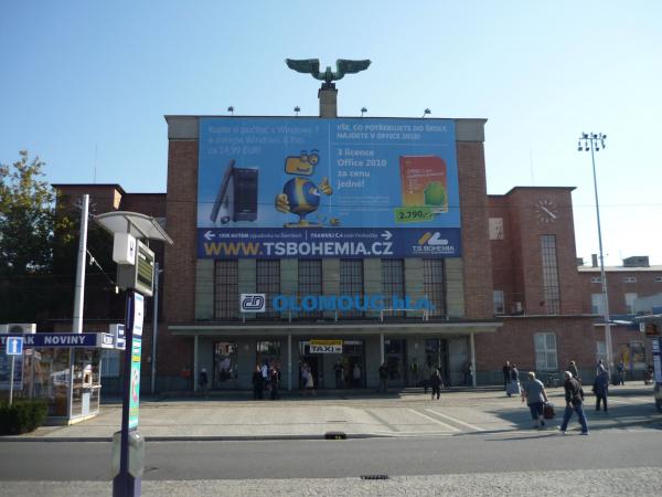 Olomouc hlavní nádraží vchod